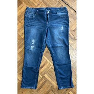 Maurices Jeggings. Size 22 short.